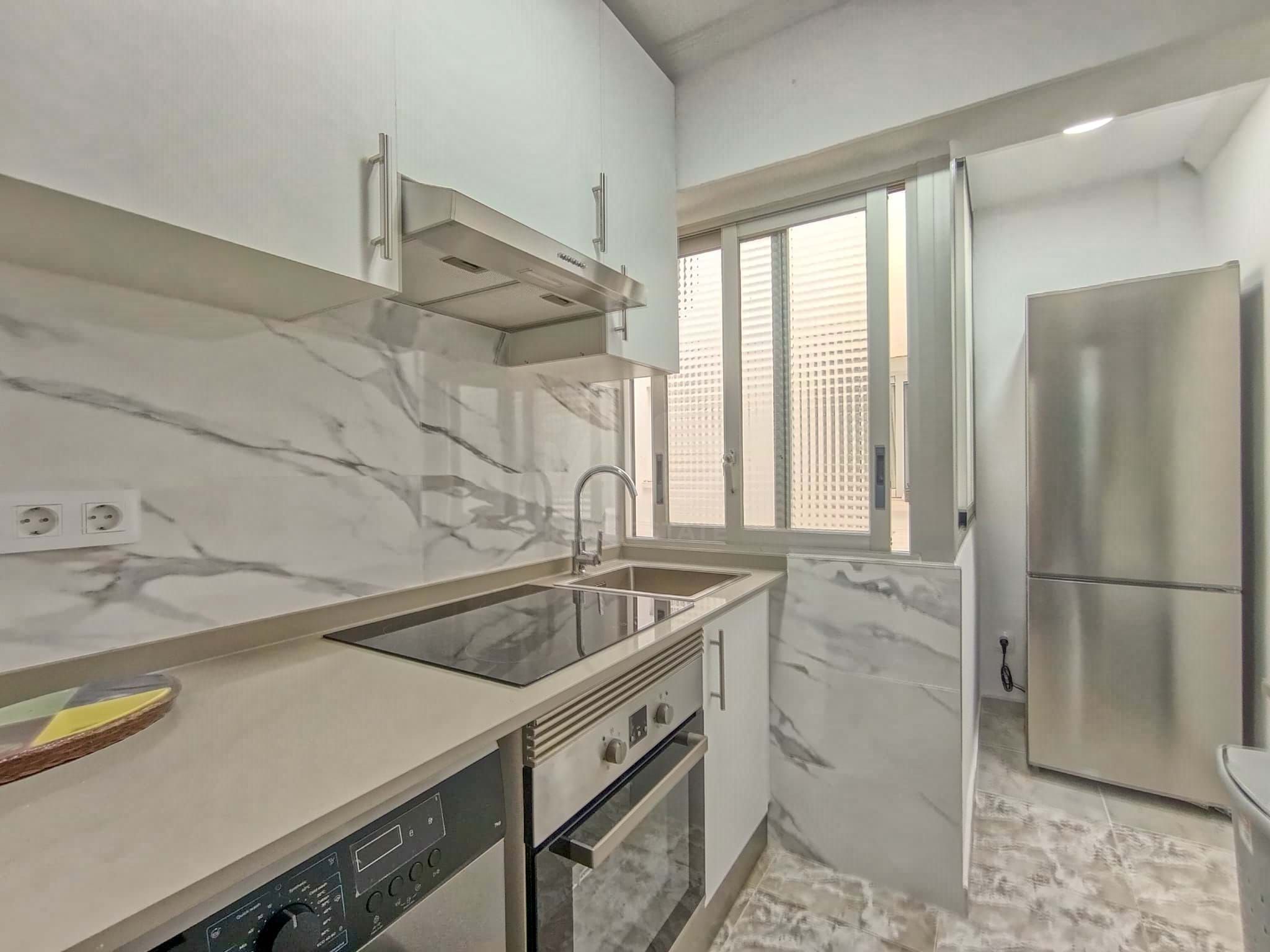 Cuina de Pis en venda en Benidorm amb Aire condicionat i Calefacció