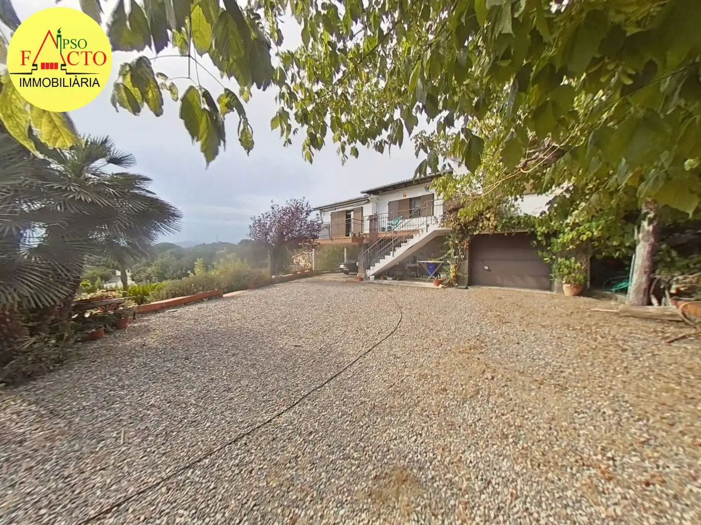 Vista exterior de Casa o xalet en venda en Bescanó amb Calefacció, Terrassa i Traster