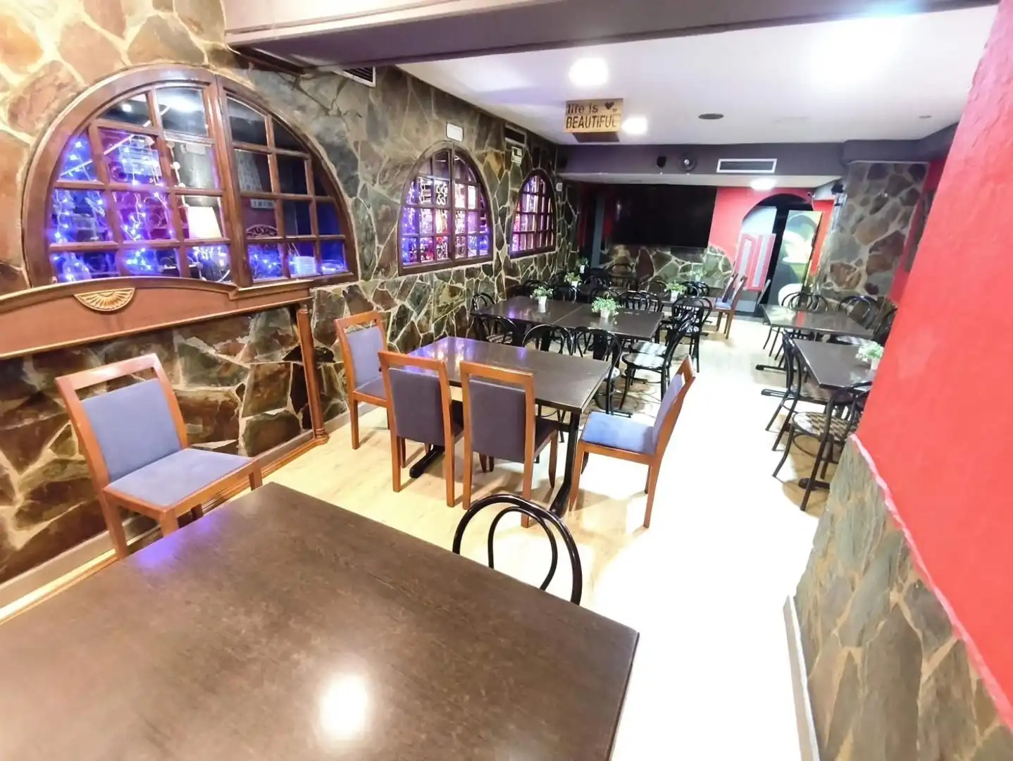 Business premises for transfer in Eixample, imagen 9