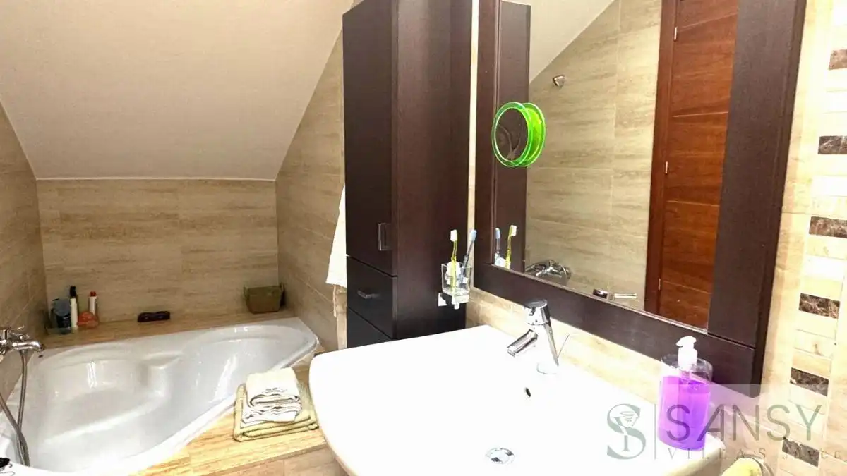 Bathroom of Attic for sale in Jávea / Xàbia  with Air Conditioner, Heating and Terrace