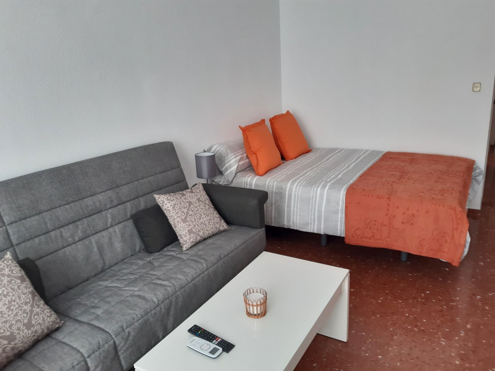 Habitación de Estudio en venta en Vélez-Málaga con Aire acondicionado, Calefacción y Amueblado