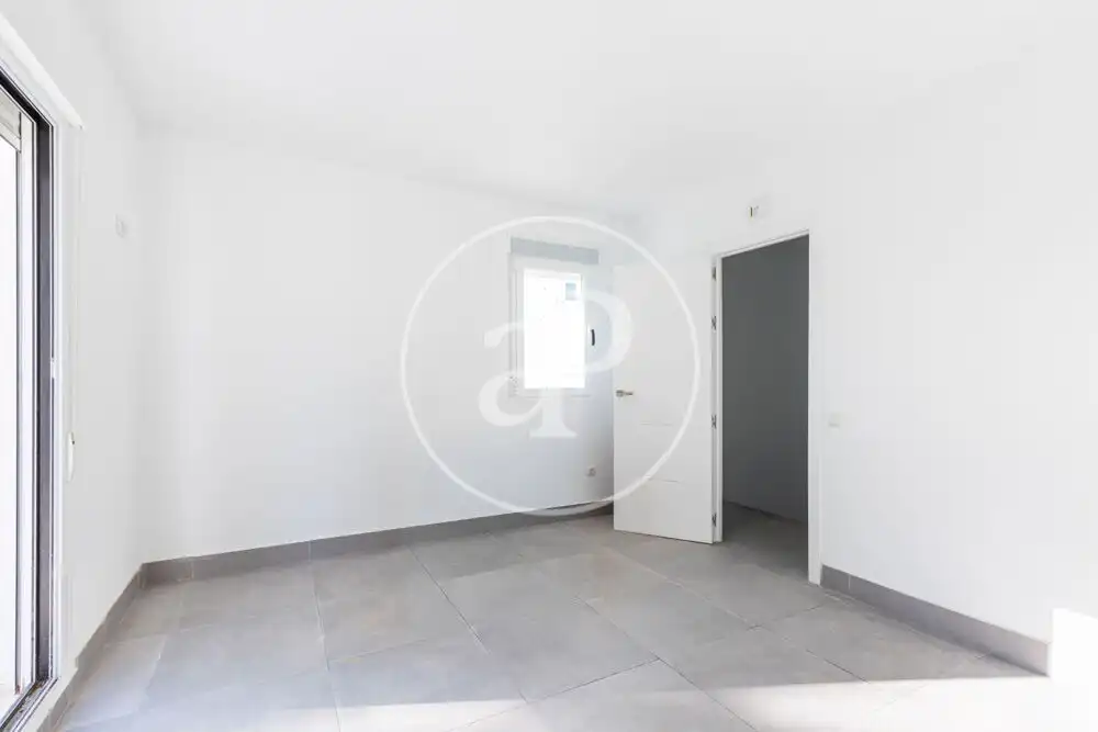 Casa aparellada amb terrassa en venda a Godelleta, imagen 12