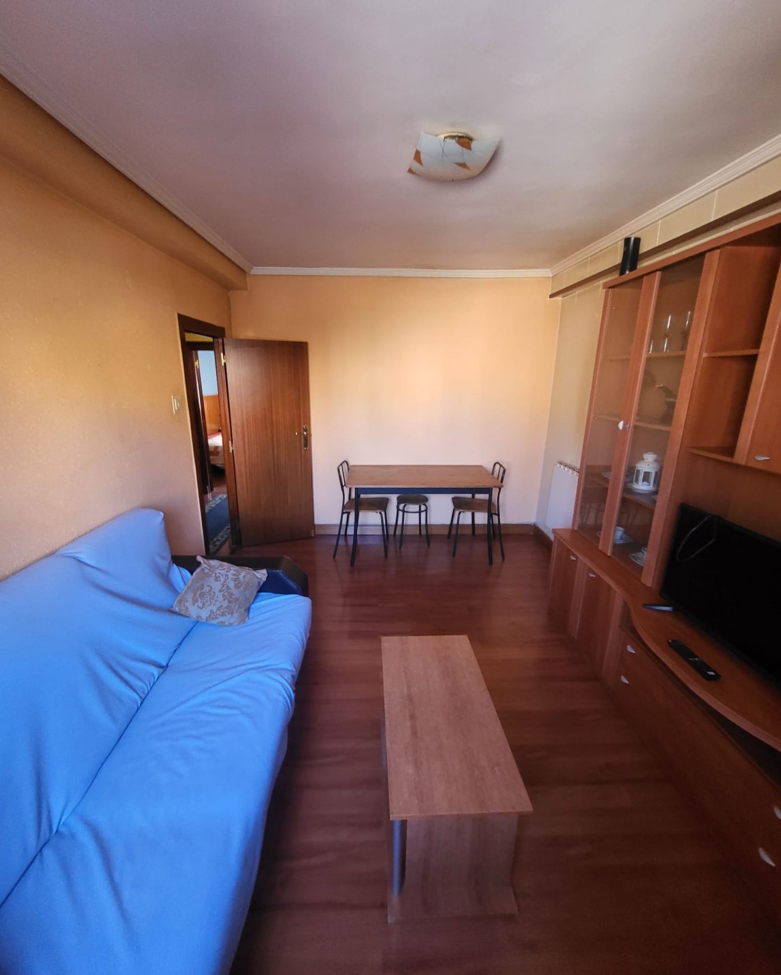 Sala d'estar de Pis en venda en Santander amb Calefacció