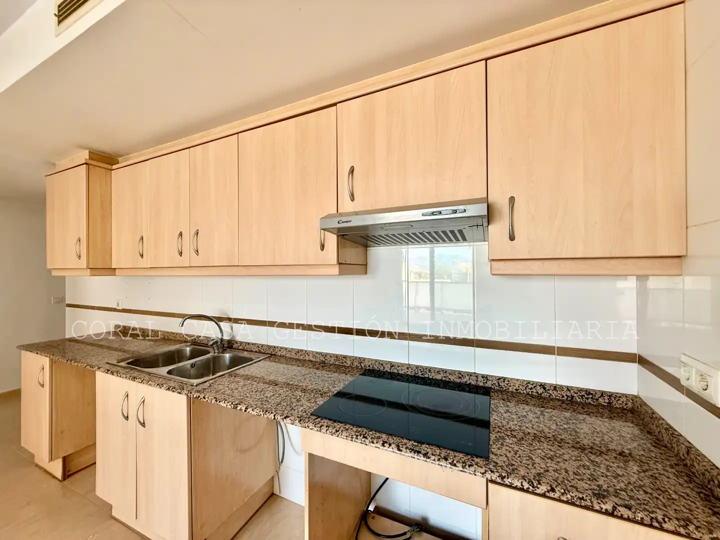 Cuina de Apartament en venda en Chilches / Xilxes amb Terrassa, Traster i Piscina comunitària