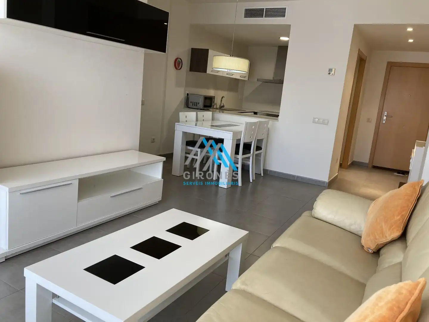 Sala de estar de Apartamento en venta en Sant Feliu de Guíxols con Aire acondicionado, Calefacción y Terraza