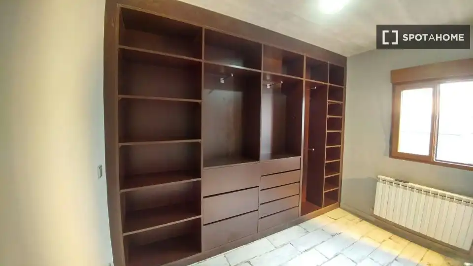 Bedroom of Flat for rent in Tetuán