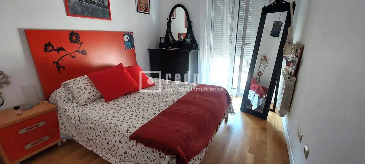 Bedroom of Houses for sale in Talavera de la Reina  with Air Conditioner, Heating and Private garden