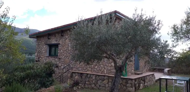 Jardí de Casa o xalet en venda en Hervás amb Calefacció