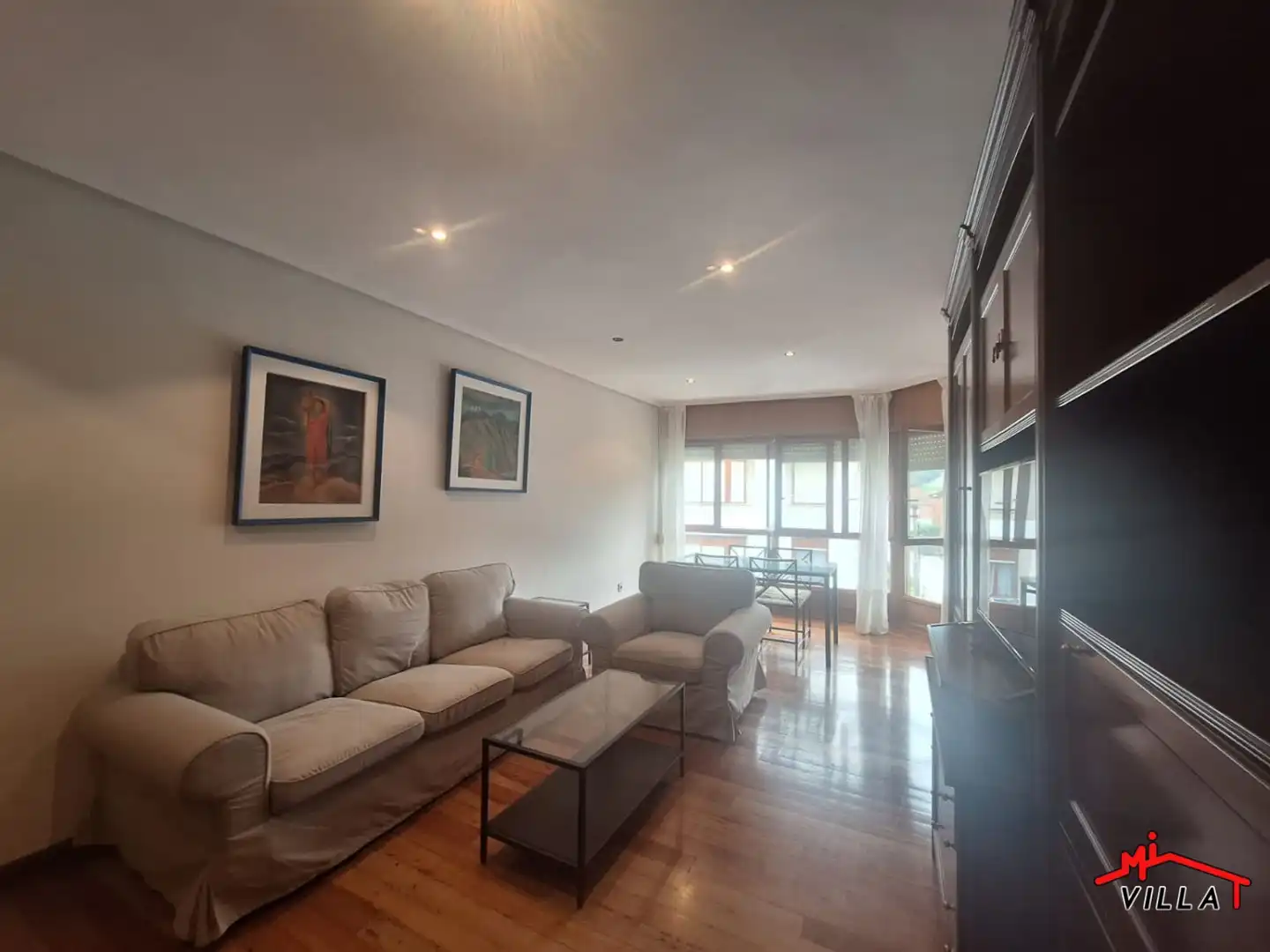 Sala de estar de Piso de alquiler en Ramales de la Victoria con Calefacción, Amueblado y Balcón