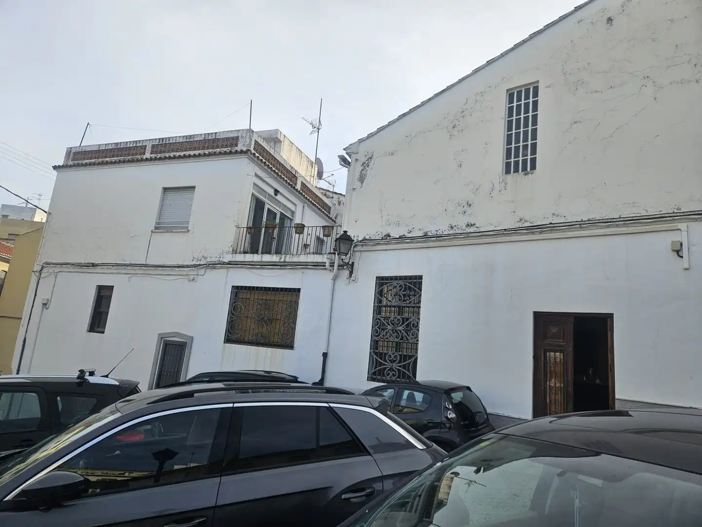 Exterior view of Houses for sale in Oliva  with Air Conditioner, Heating and Storage room