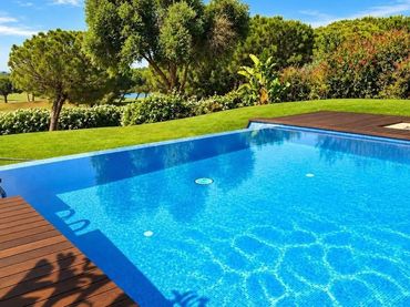 Casa con piscina en venta en Benalup-Casas Viejas