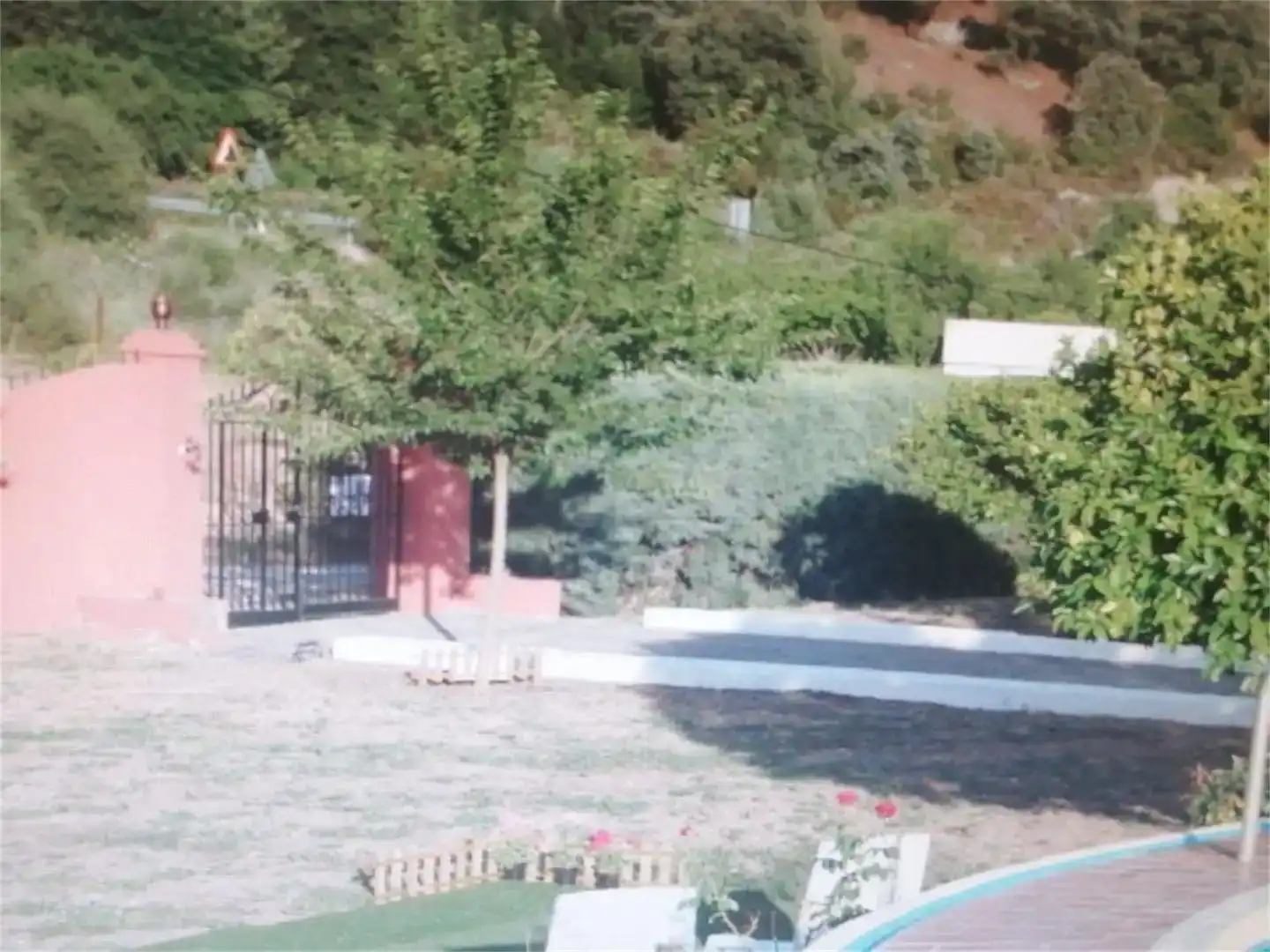 Garden of Land for sale in El Bosque