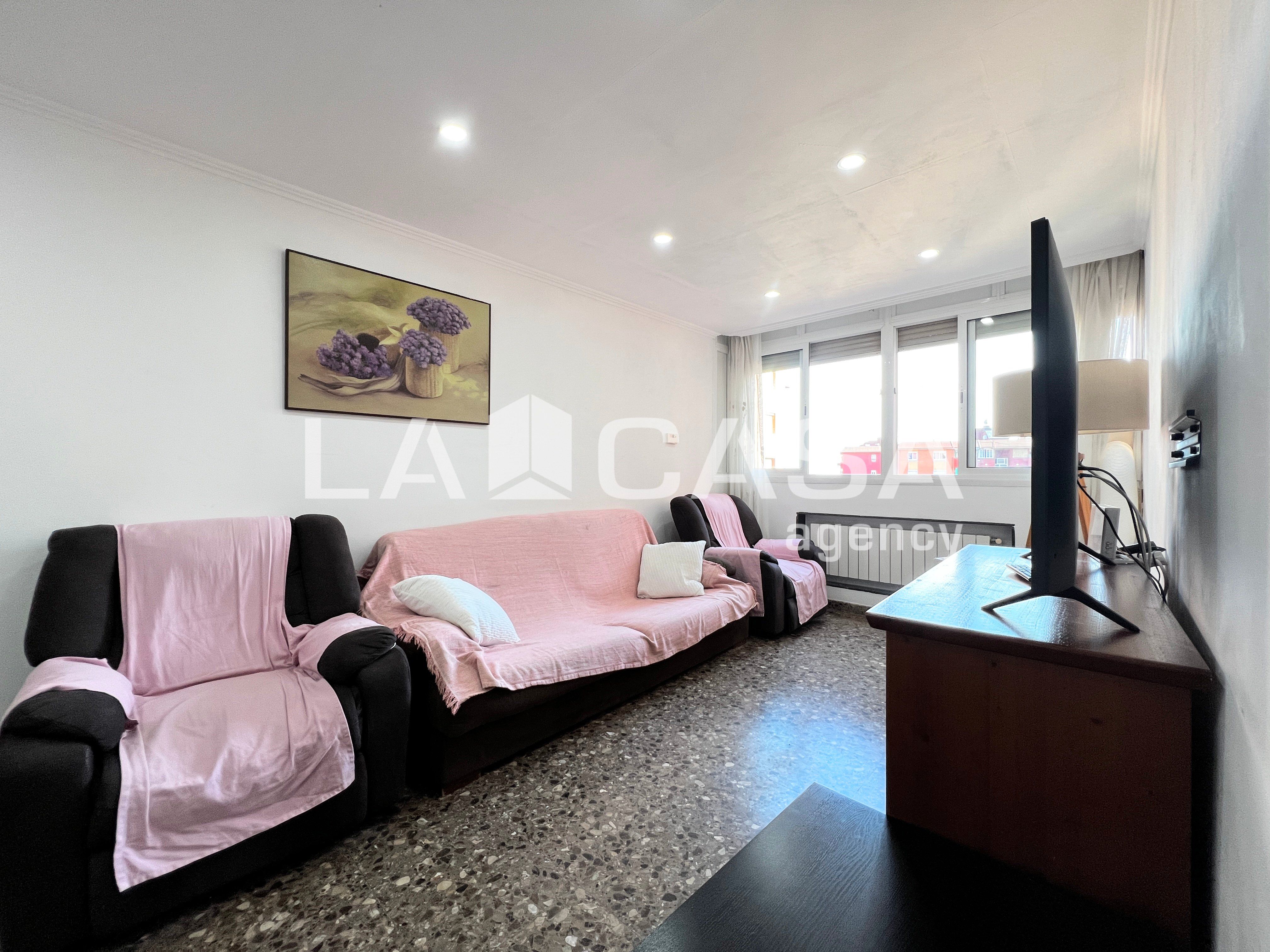 Living room of Flat for sale in Badalona  with Heating