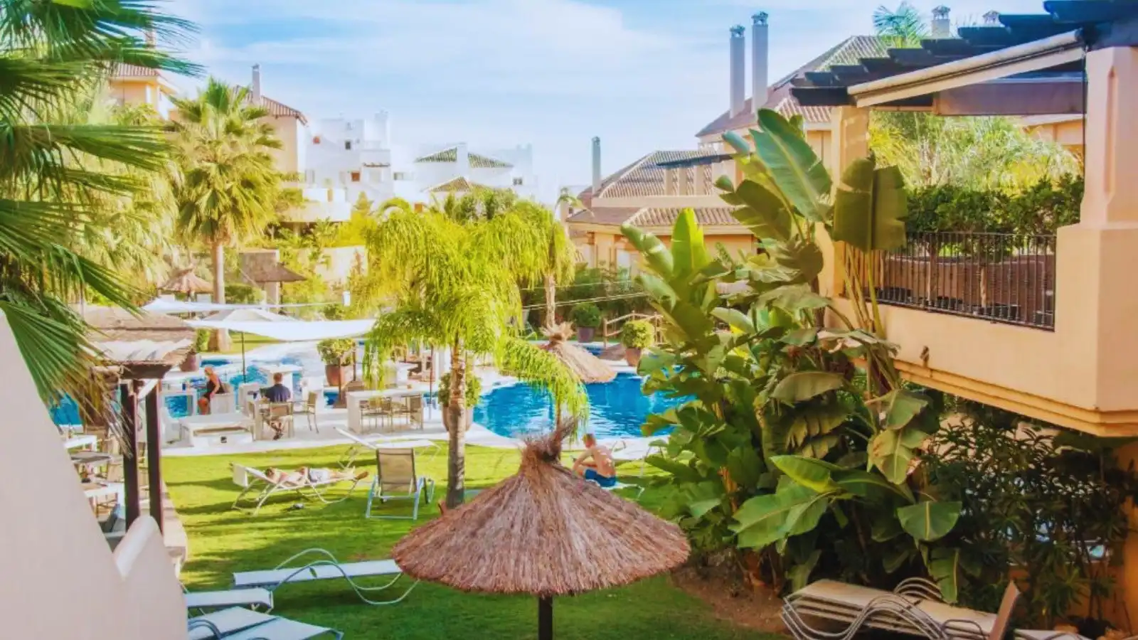 Apartment with terrace for sale in Nueva Andalucía, imagen 7