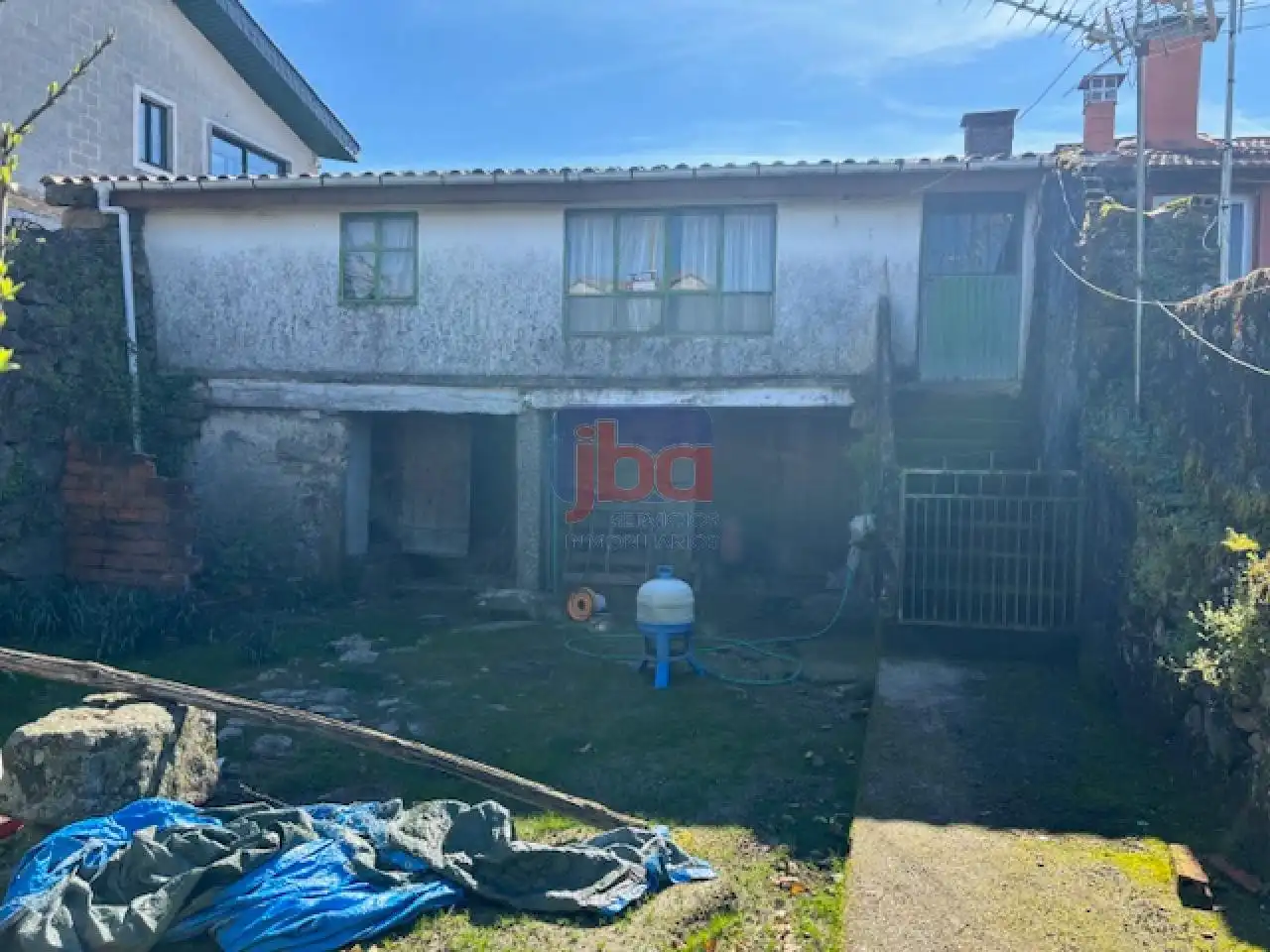 Außenansicht von Country house zum Verkauf in Muíños mit Privatgarten und Abstellraum
