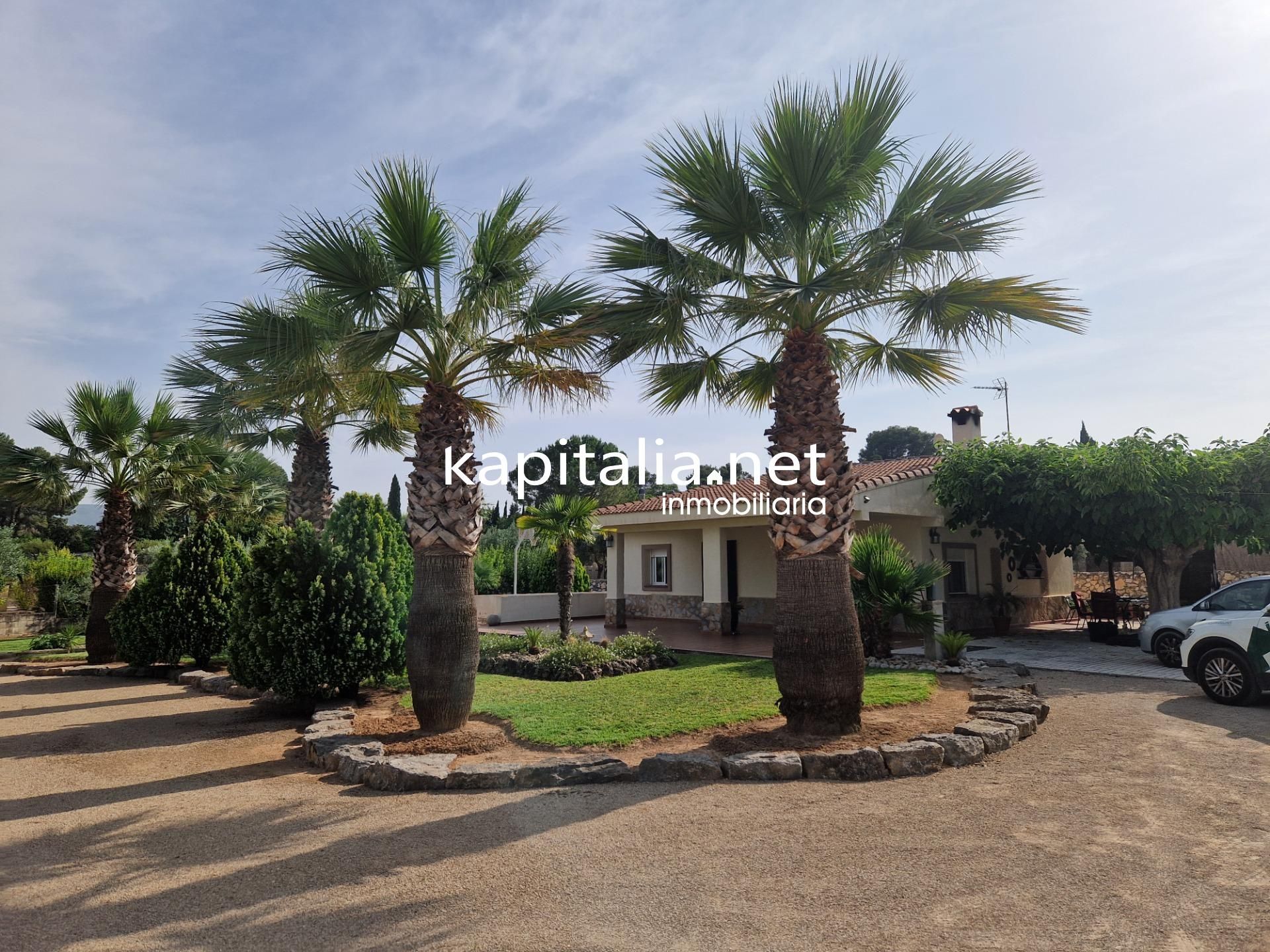 House or chalet for sale in Ontinyent  with Heating, Private garden and Storage room