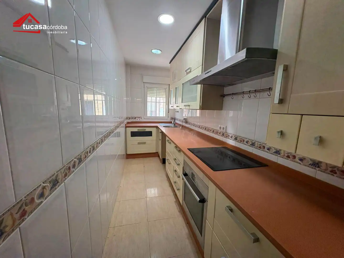 Cuina de Casa o xalet en venda en Córdoba amb Aire condicionat, Calefacció i Terrassa