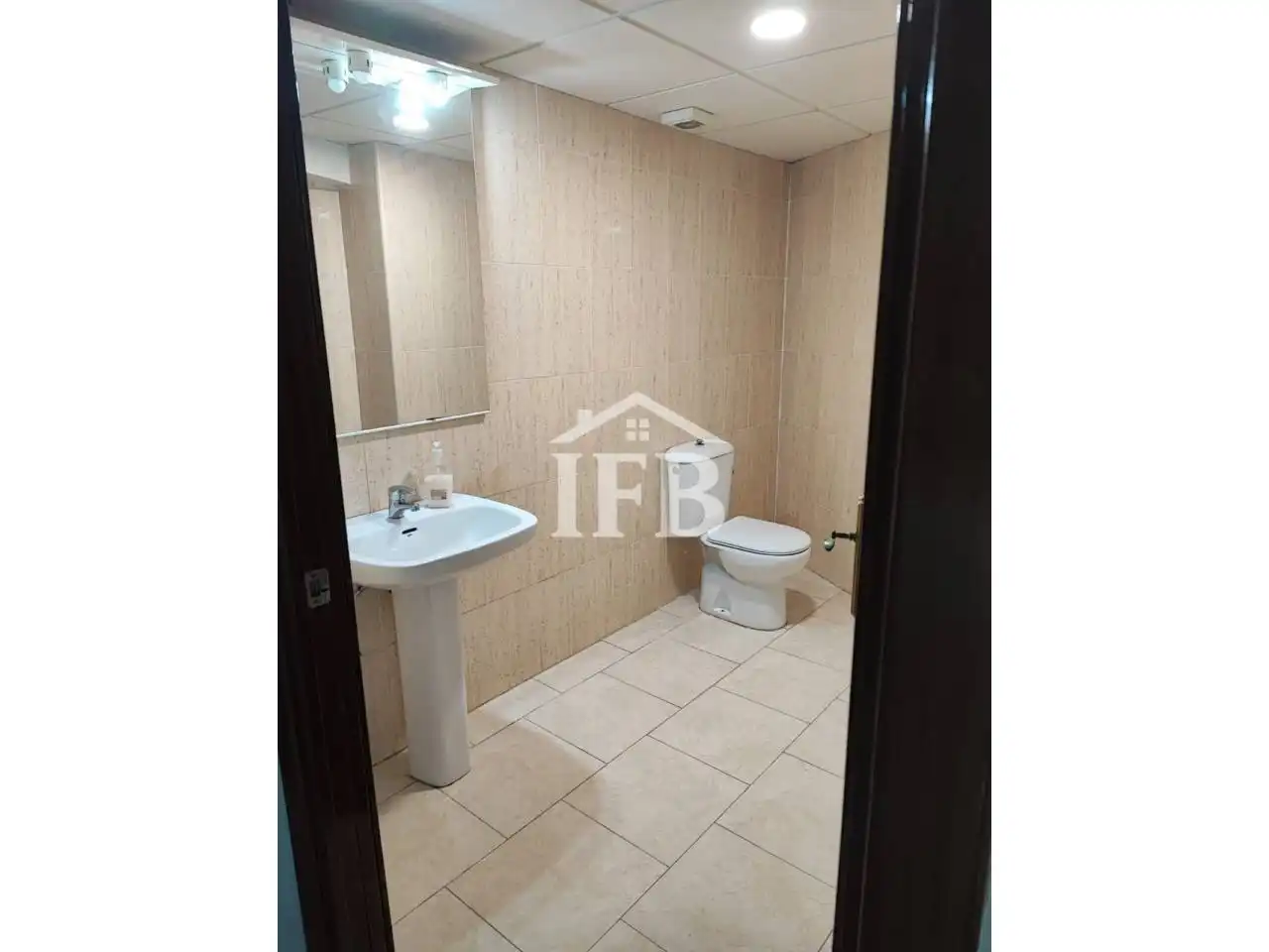 Local comercial en venta en Avenida Augusto Vázquez, imagen 22