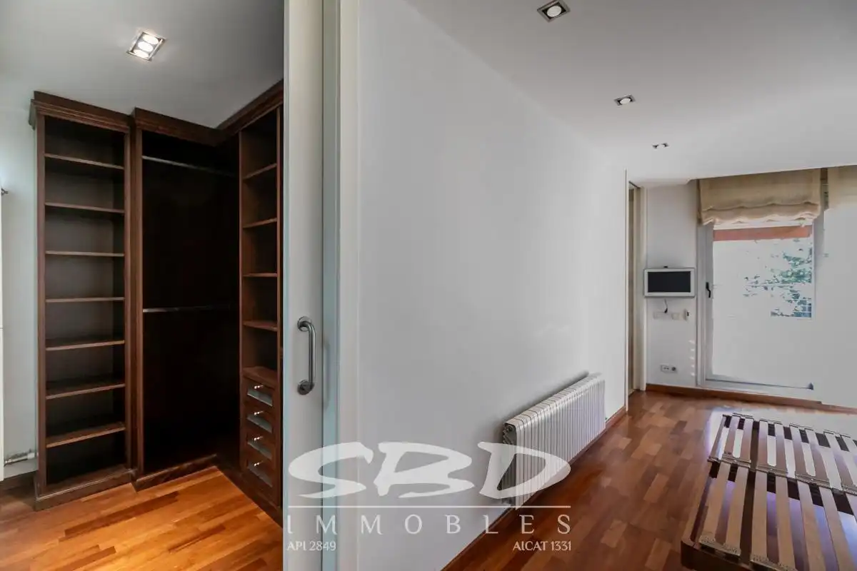 House with balcony to rent in Centre - Sant Oleguer, imagen 36