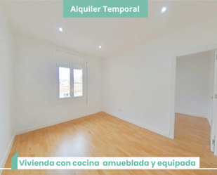 Bedroom of Flat to rent in  Barcelona Capital  with Oven and Pets allowed