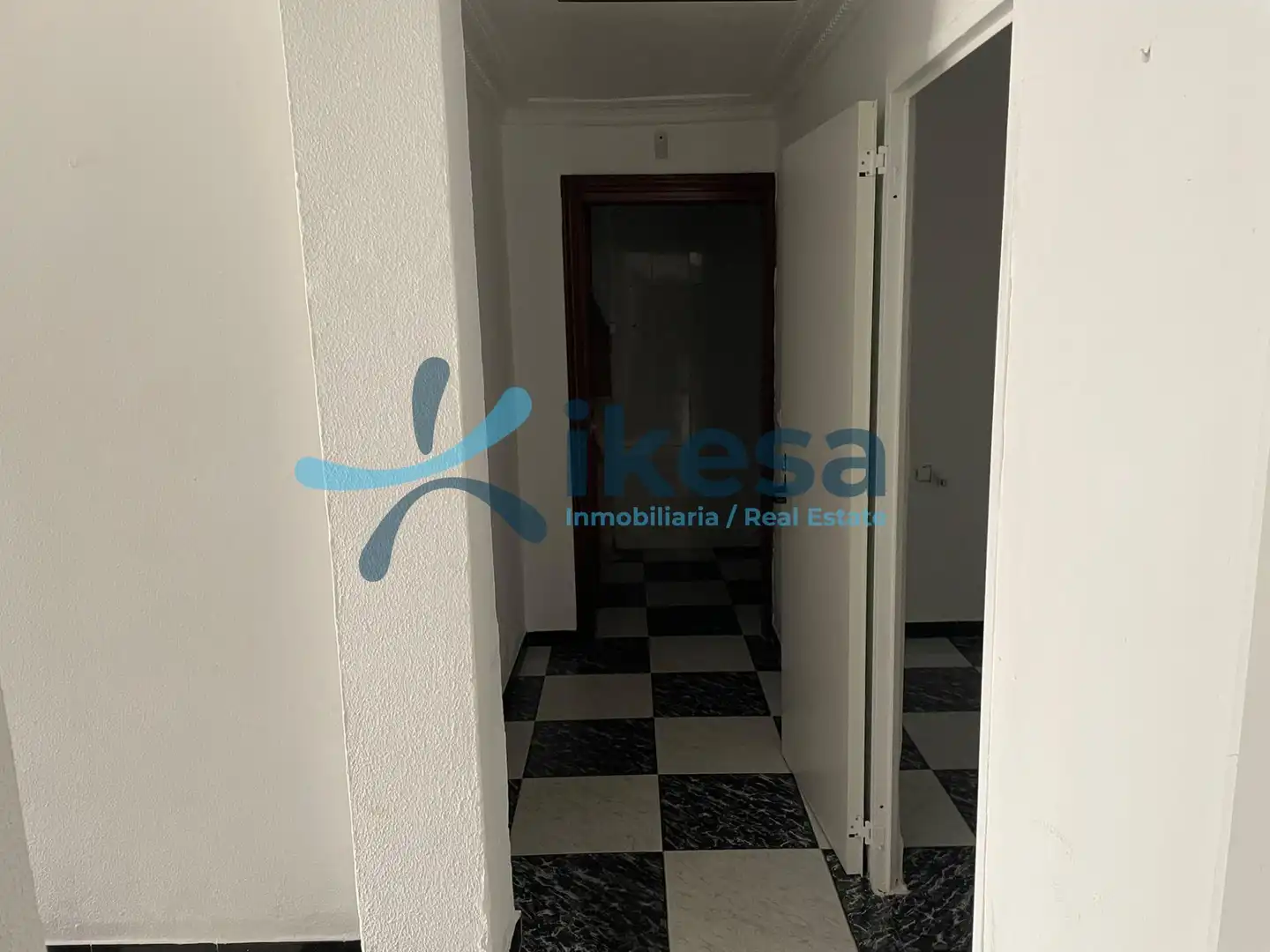 Casa adosada en venta en Bormujos