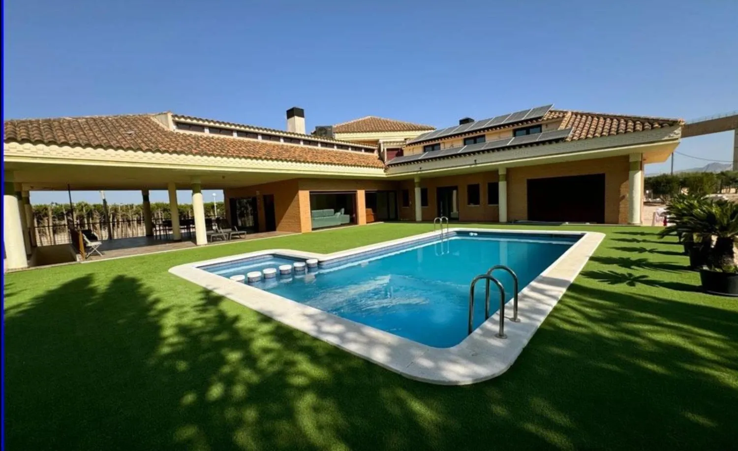 Swimming pool of House or chalet for sale in Fortuna  with Air Conditioner, Heating and Private garden