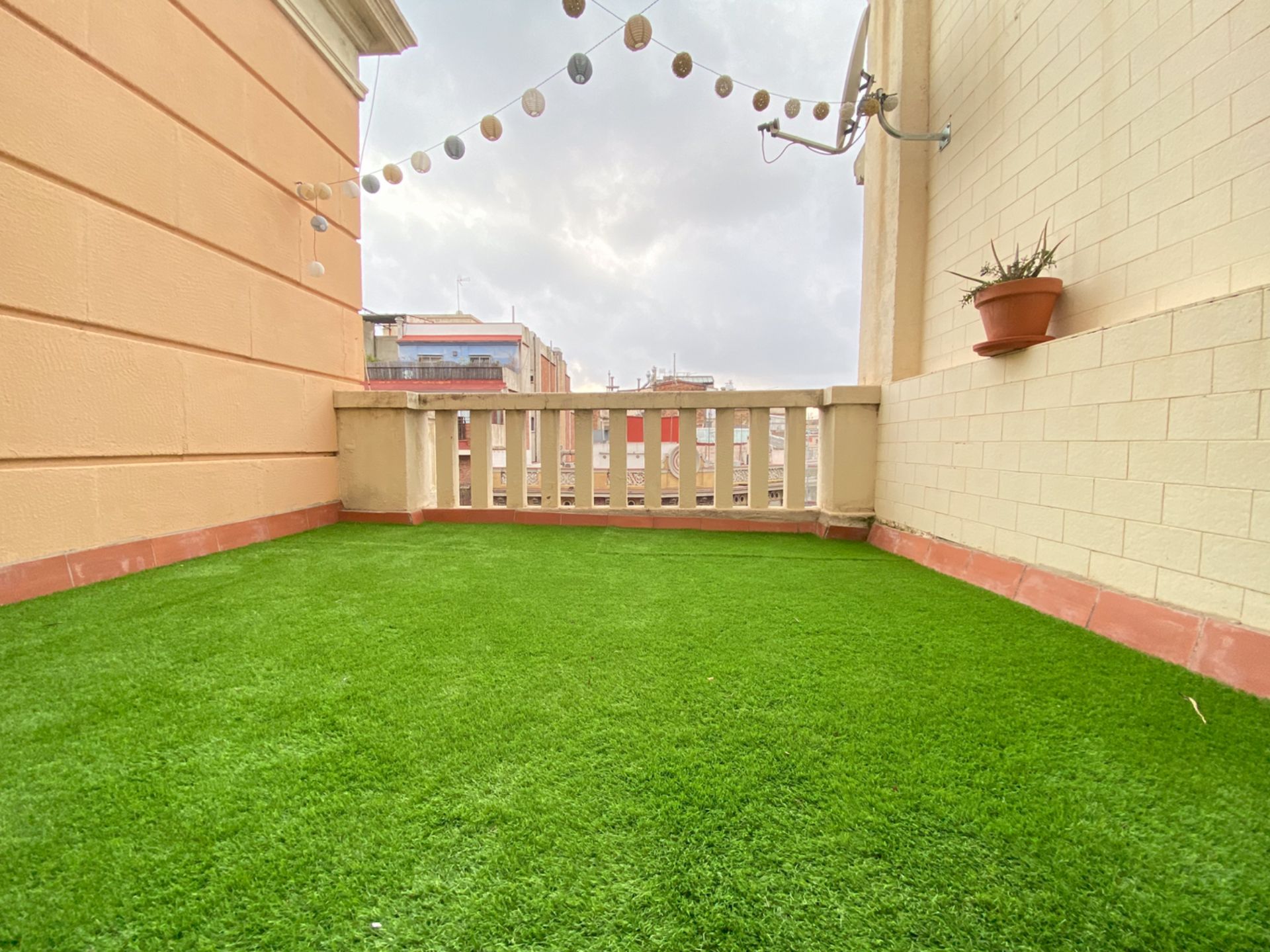 Terrassa de Àtic de lloguer en  Barcelona Capital amb Aire condicionat, Calefacció i Parquet