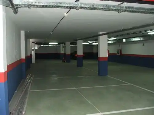 Parkplatz von Gebäude zum Verkauf in Cabanillas del Campo