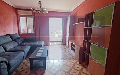 Living room of Flat for sale in Alcalá de Guadaira