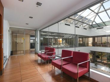 Wohngebäude mit Aufzug zum Verkauf in Calle Fernando de los Ríos 7