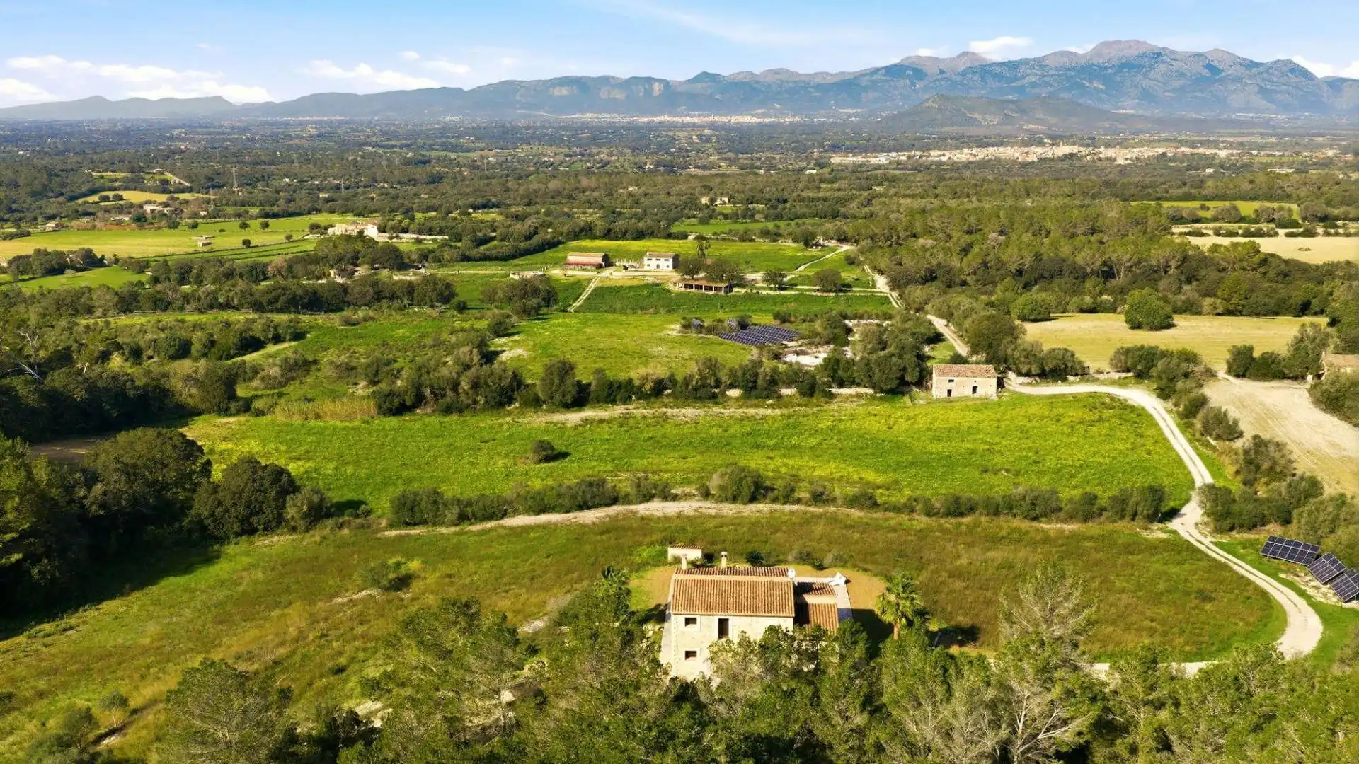 Casa o xalet en venda en Llubí amb Aire condicionat, Calefacció i Jardí privat