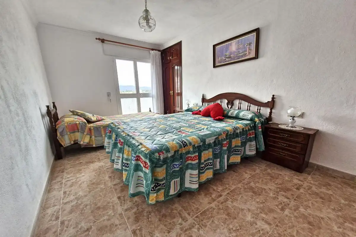 Terraced house with garden for sale in Guaro, imagen 13