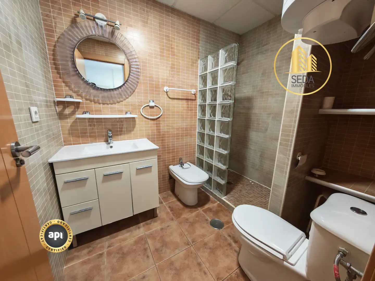 Bathroom of Ground floor for sale in Vera  with Air Conditioner