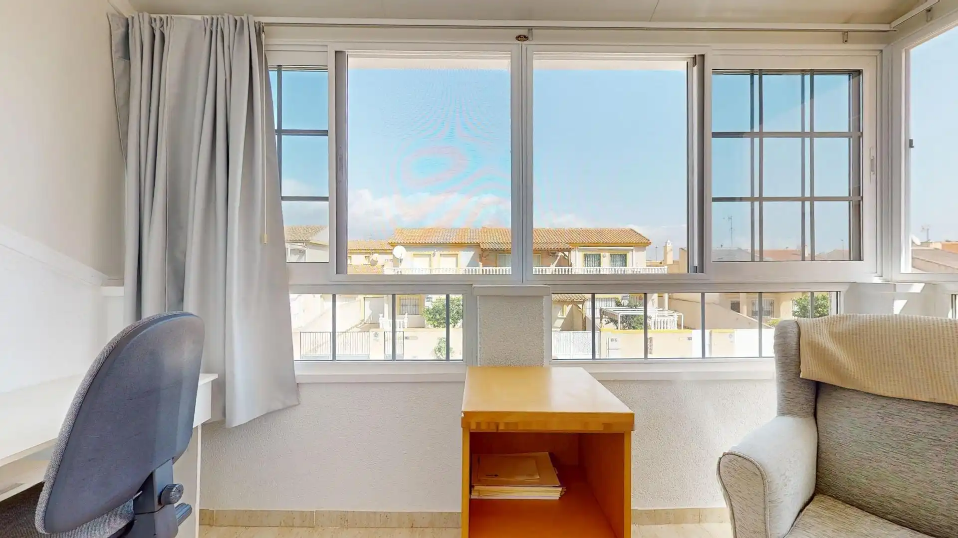 Habitación de Casa adosada en venta en Torre de la Horadada