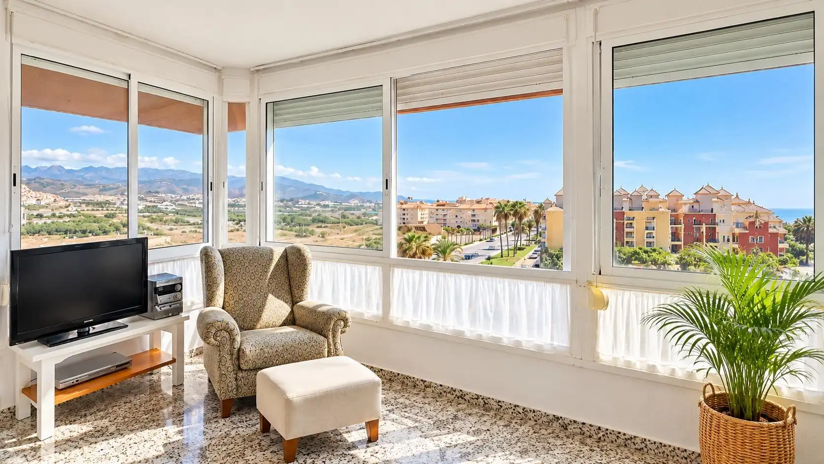 Sala de estar de Ático en venta en Laguna Beach