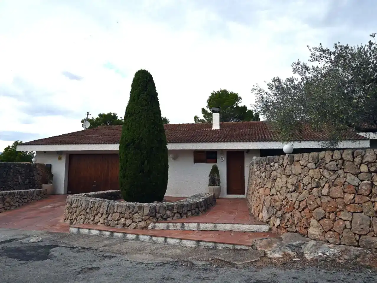 Vista exterior de Casa o xalet en venda en Tortosa amb Aire condicionat i Piscina
