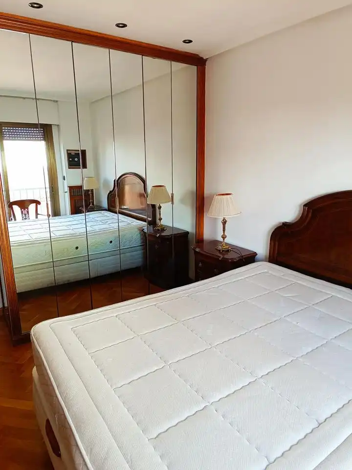 Bedroom of Flat for sale in Zaragoza  with Air Conditioner, Heating and Parquet flooring