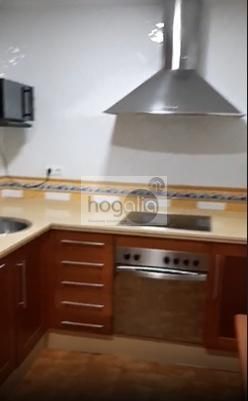 Cuina de Pis de lloguer en  Sevilla Capital amb Aire condicionat i Moblat