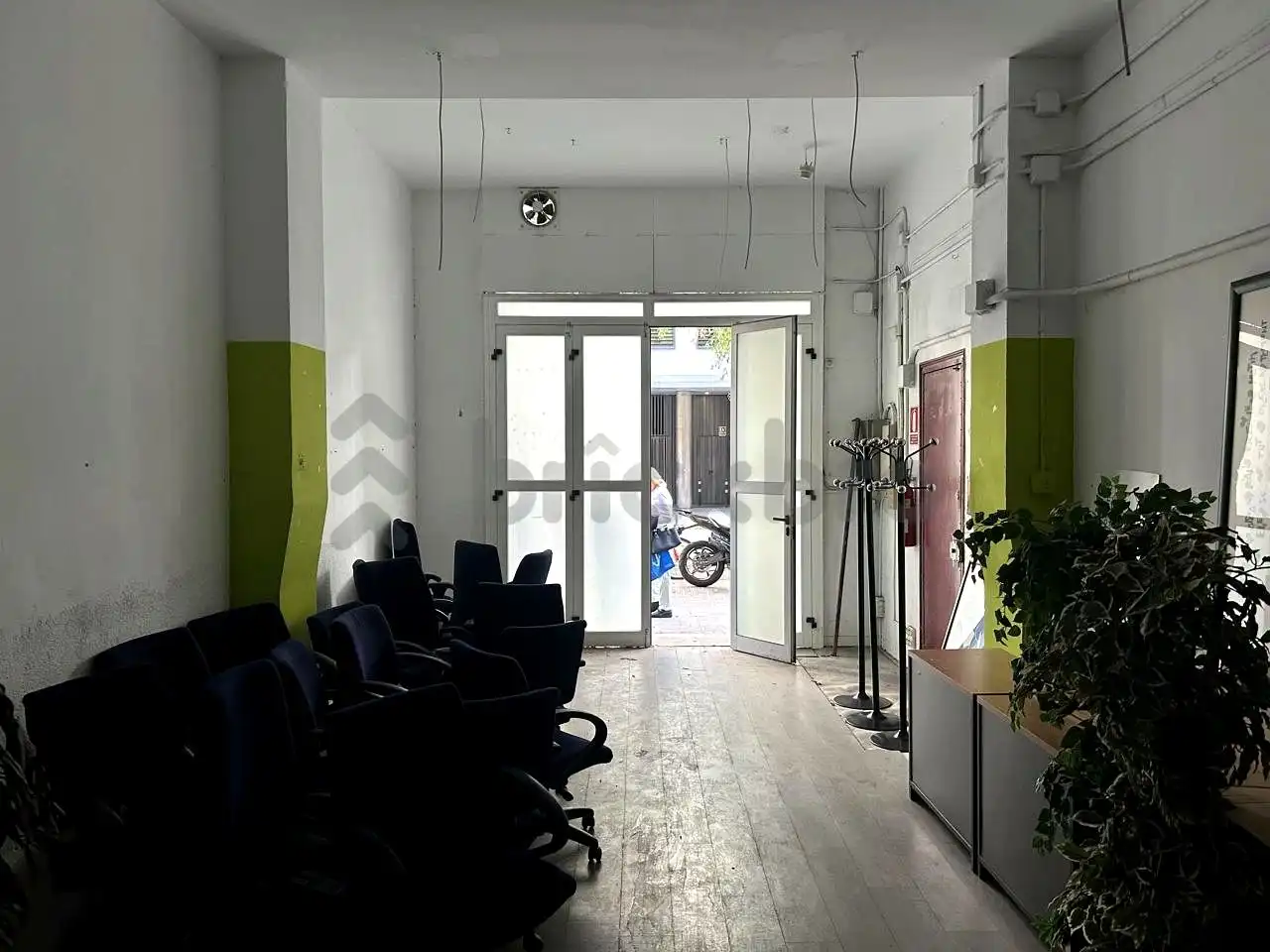 Business premises for sale in De Calàbria, imagen 28