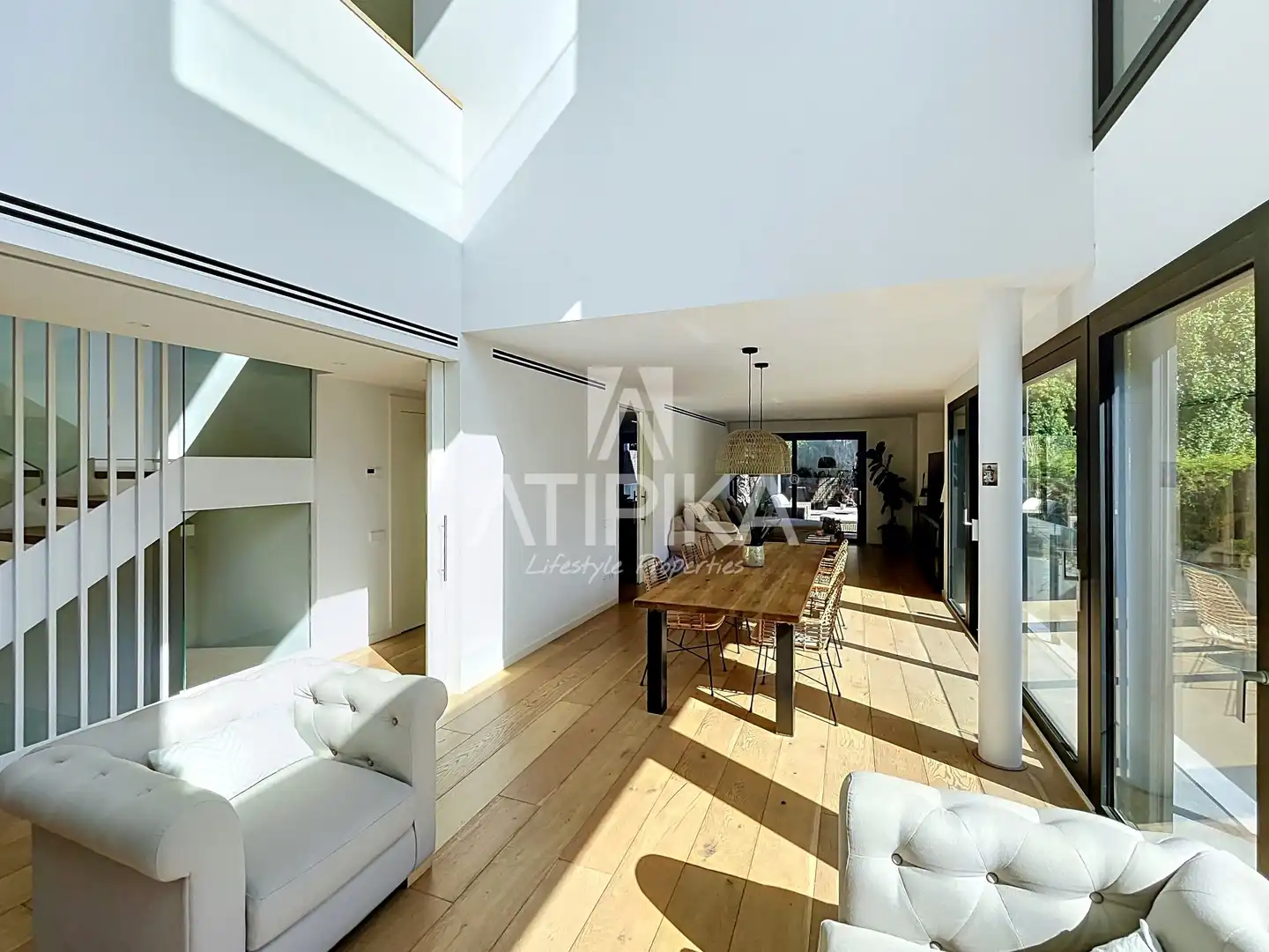 Vista exterior de Casa o xalet en venda en Sant Cugat del Vallès amb Aire condicionat, Calefacció i Terrassa