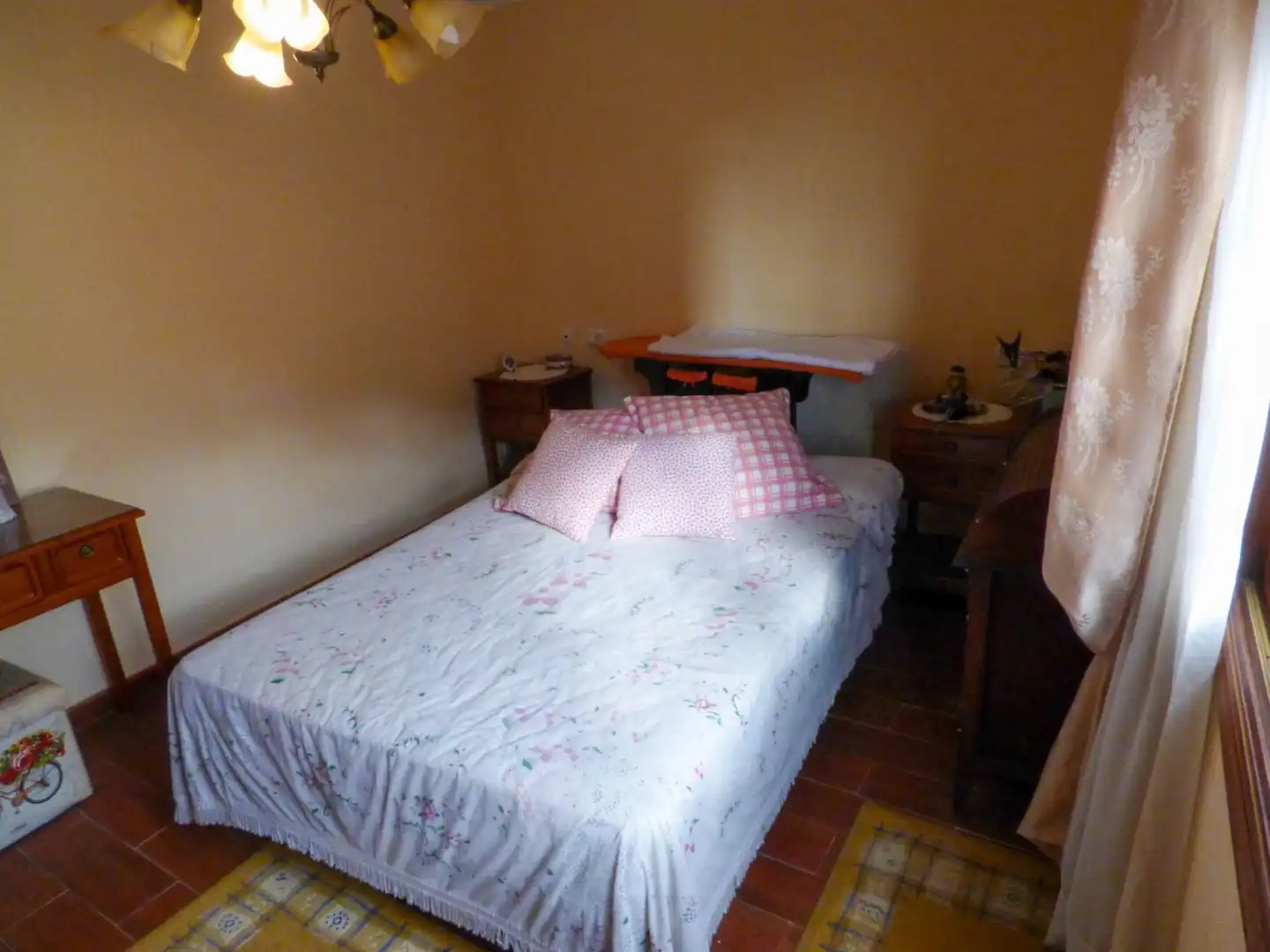 Dormitori de Casa o xalet en venda en San Cristóbal de la Laguna amb Traster, Forn i Microones