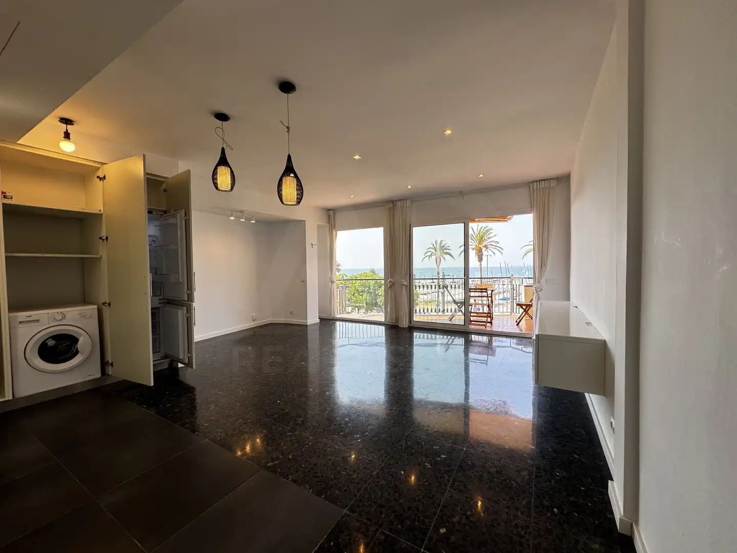 Living room of Flat for rent in Sitges  with Air Conditioner