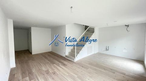 Foto 5 de Casa adosada en venda a Calle Julián Fernández Ollero, Haro, La Rioja