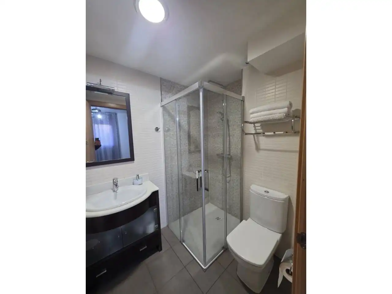 Bany de Apartament en venda en Manresa amb Aire condicionat, Calefacció i Moblat