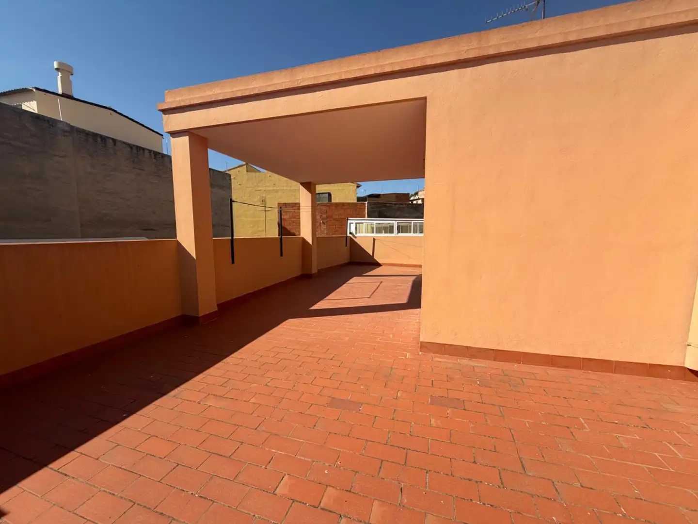 Terrace of Houses for sale in Llíria  with Air Conditioner, Terrace and Storage room