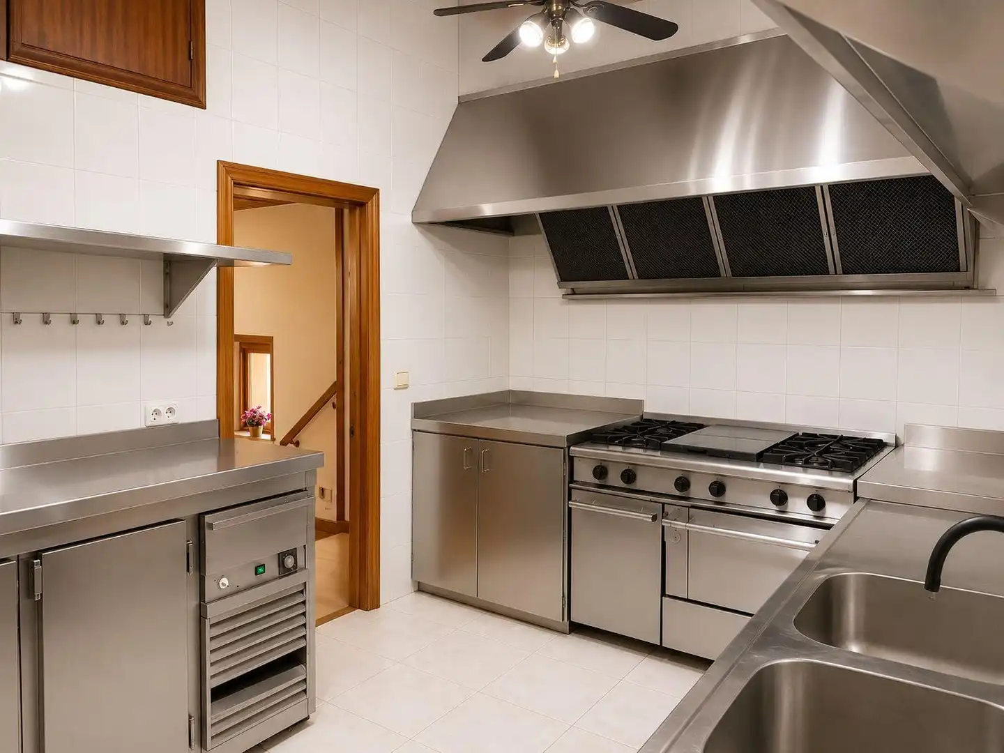 Cocina de Edificio en venta en Los Tojos 