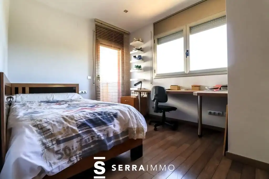 Dormitori de Casa o xalet en venda en Vilafranca del Penedès amb Aire condicionat, Calefacció i Jardí privat