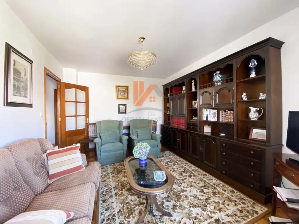 Sala d'estar de Pis en venda en Ensanche - Sar