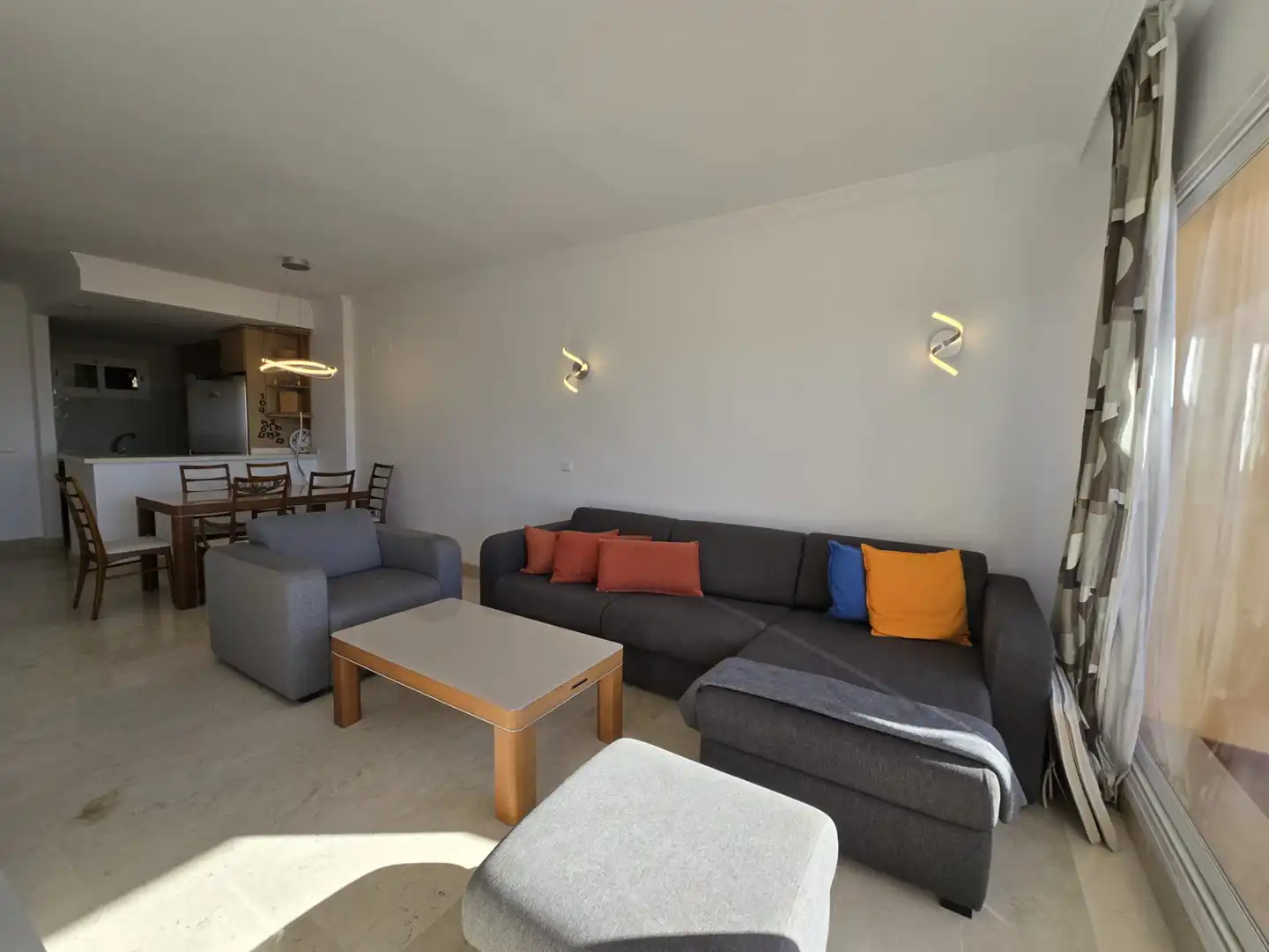 Wohnung zur Miete in Calle Hiedra, Elviria