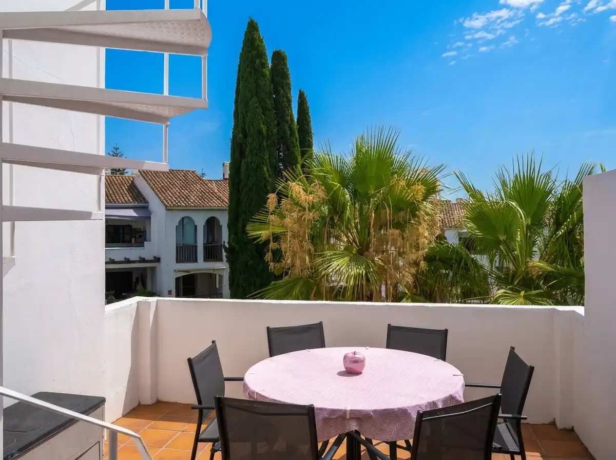 Terrasse von Dachboden zum Verkauf in Estepona mit Klimaanlage, Heizung und Terrasse